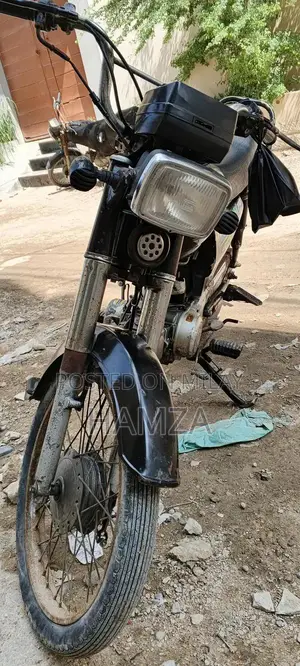 Photo - Hundyas 70cc Motorcycle 2022 Model - Well-Maintained Bike