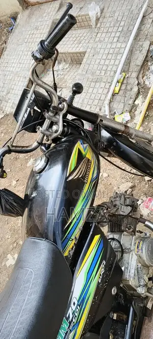 Hundyas 70cc Motorcycle 2022 Model - Well-Maintained Bike
