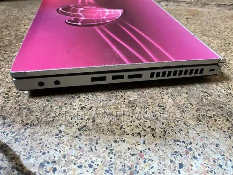 Core i7 Laptop with High-Performance Processor