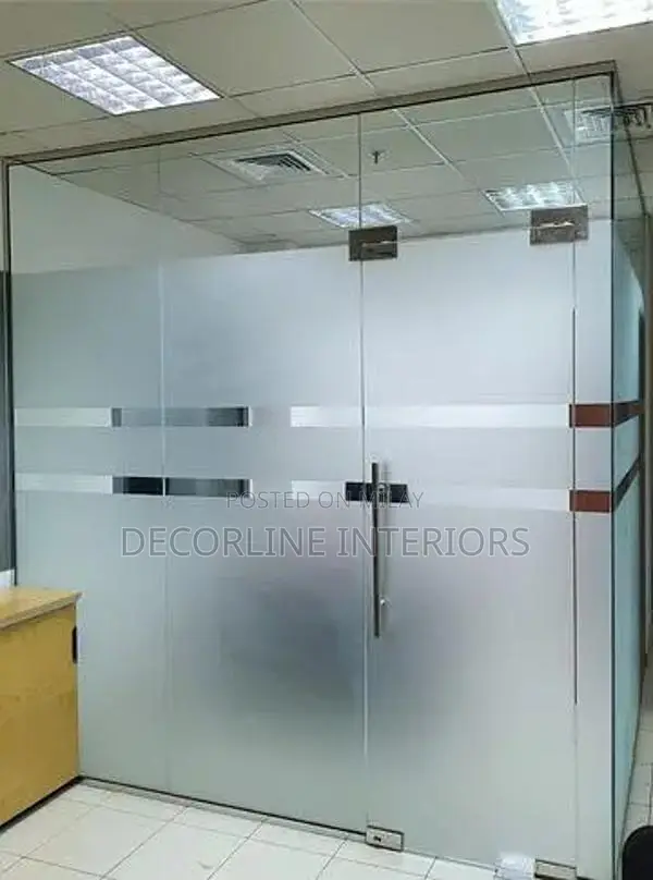 Professional Glass and Aluminum Partitions, Window Blinds & Frosting S