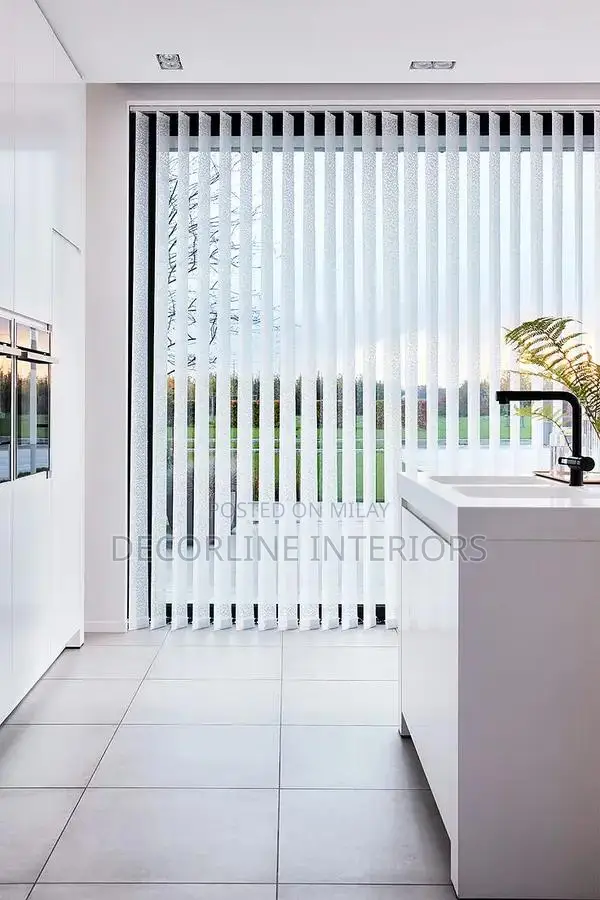 Professional Glass and Aluminum Partitions, Window Blinds & Frosting S