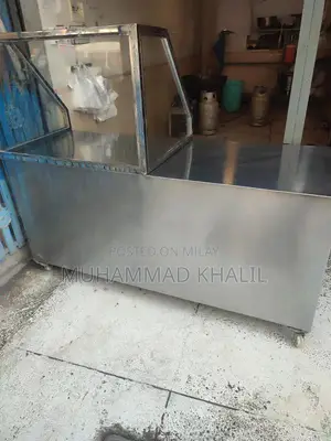 Photo - Wooden Counter or Shelf Board 2.5 x 6 Feet