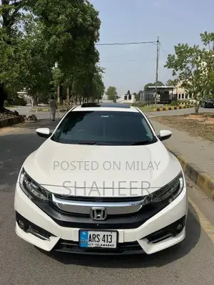 Photo - Honda Civic VTi Oriel Prosmatic Sedan