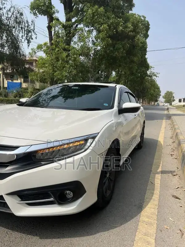 Honda Civic VTi Oriel Prosmatic Sedan