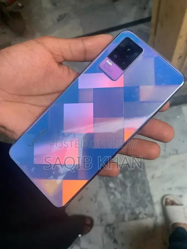 Vivo V21e Smartphone 8GB RAM 128GB Storage Excellent Condition