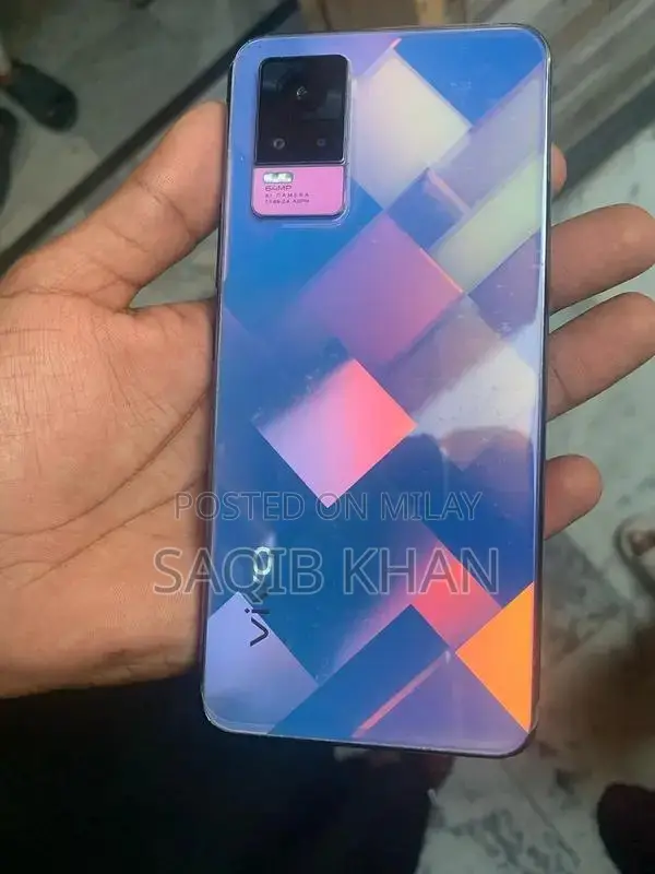 Vivo V21e Smartphone 8GB RAM 128GB Storage Excellent Condition