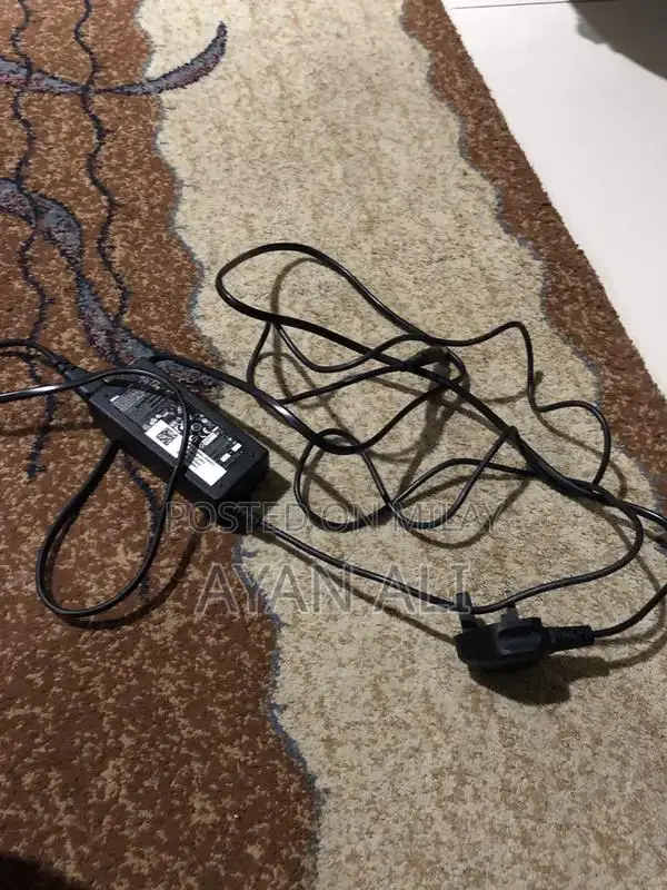 Dell Latitude 3380 Laptop - i5 7th Gen, 8GB RAM, 256GB SSD