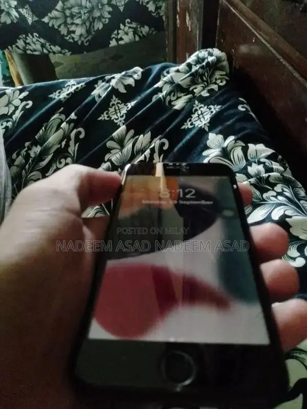 Compact Smartphone with Functional Capabilities