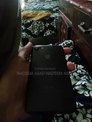 Compact Smartphone with Functional Capabilities