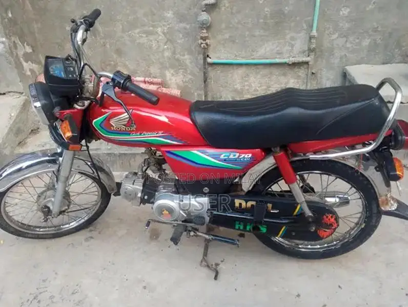 Classic CD 70 Motorcycle - First Hand, Well-Maintained