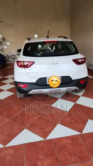 2024 KIA Stonic EX+ Compact Crossover SUV