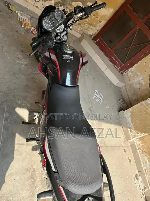 Honda CB150F Motorcycle - Single Cylinder Performance Bike