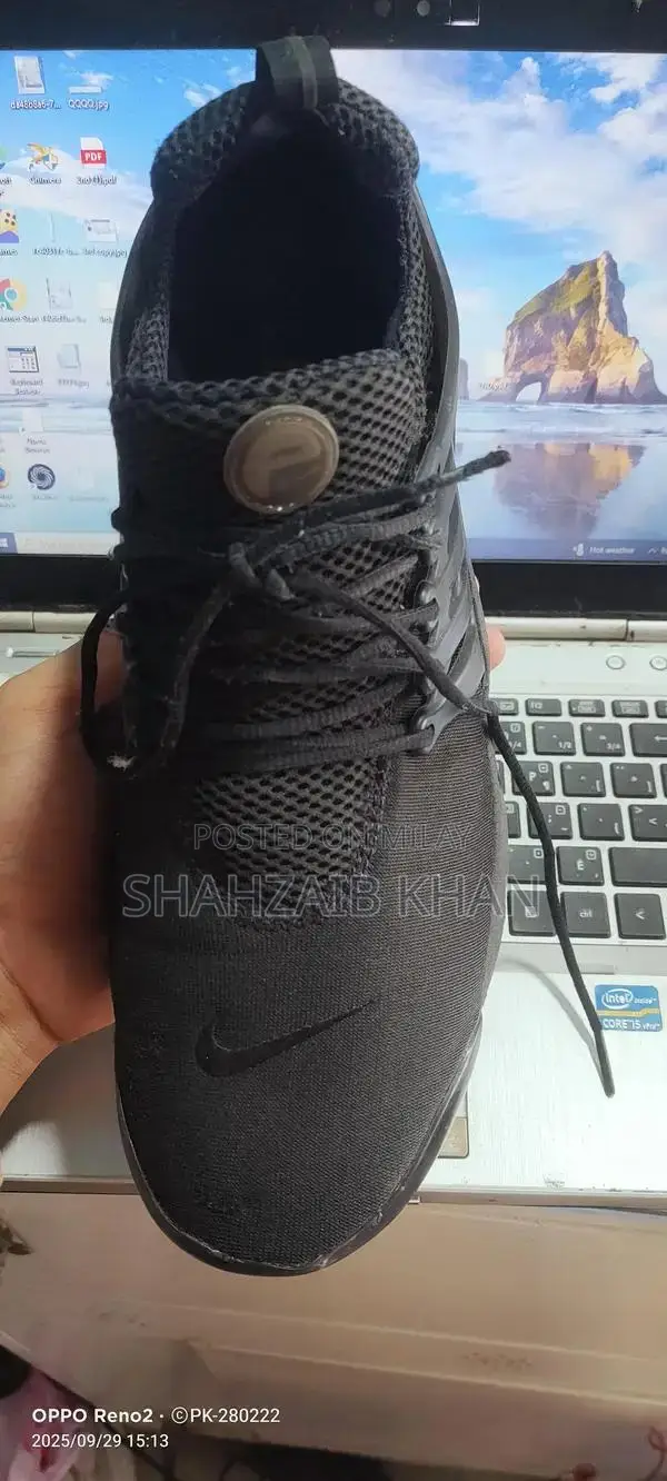 Nike Sports Shoes for Cricket and Walking - Sizes 10-11