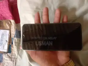 Vivo Y33s Smartphone - Excellent Condition Mobile Device