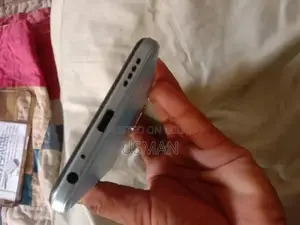 Vivo Y33s Smartphone - Excellent Condition Mobile Device