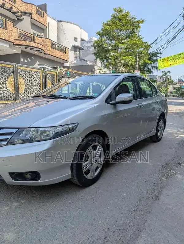 Honda City 2016 Manual Sedan - Low Mileage Compact Car