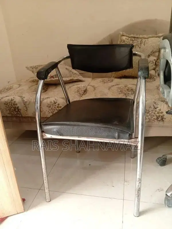 Used Chairs Set of 4 - Versatile Home or Office Seating