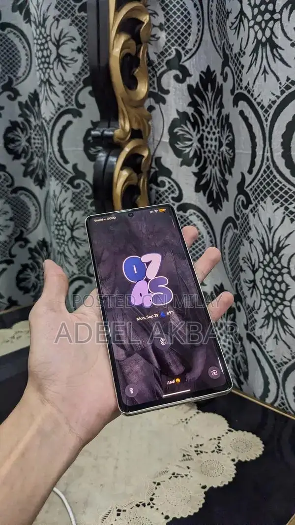 Google Pixel 7 Pro Smartphone - Premium Android Device