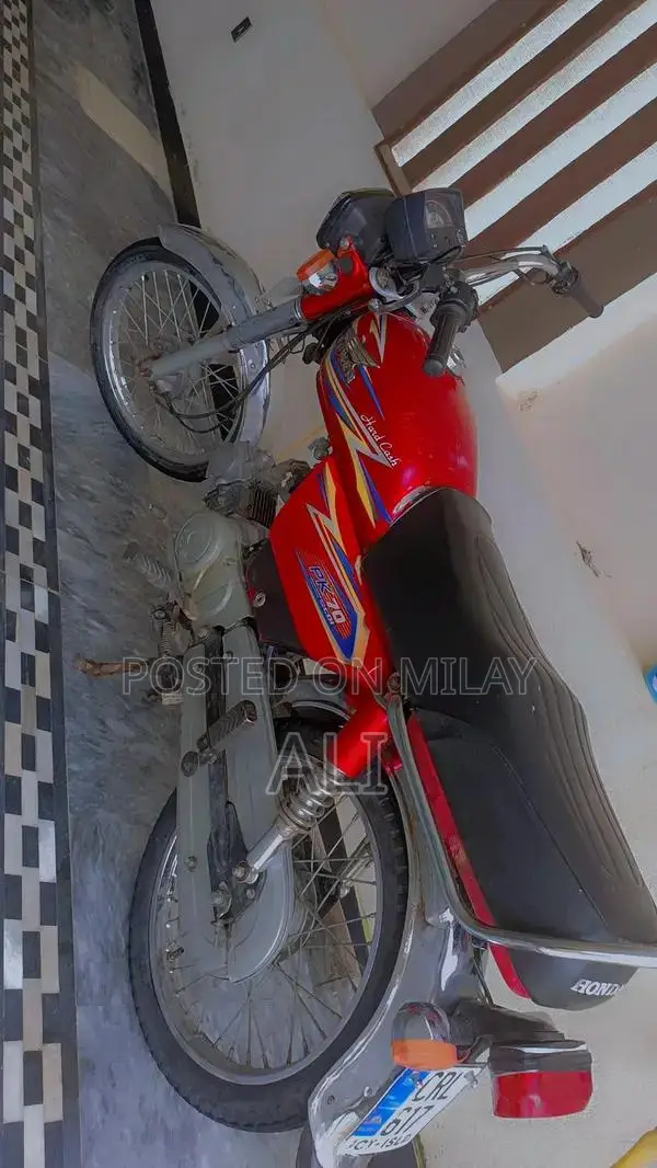 Honda CD 70 Motorcycle - Low Mileage, Smart Card Equipped