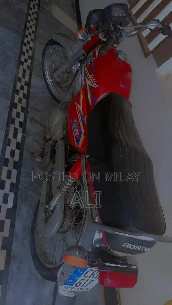 Honda CD 70 Motorcycle - Low Mileage, Smart Card Equipped