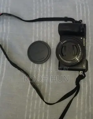 Photo - Sony A6500 Mirrorless Camera with 16-50mm Kit Lens