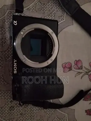 Sony A6500 Mirrorless Camera with 16-50mm Kit Lens