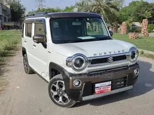 Photo - 2022 Suzuki Hustler J Style II Turbo Hybrid Compact Crossover