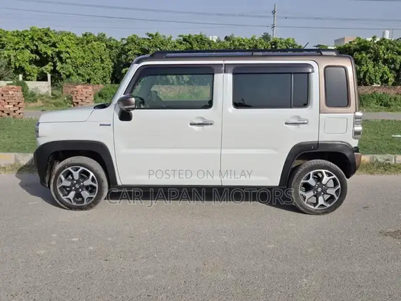 2022 Suzuki Hustler J Style II Turbo Hybrid Compact Crossover