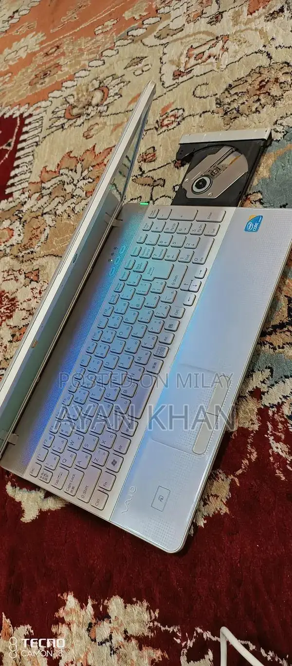 Sony Laptop with Wide Screen and High Performance