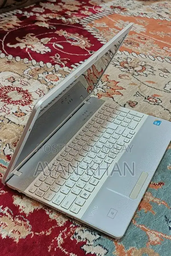 Sony Laptop with Wide Screen and High Performance