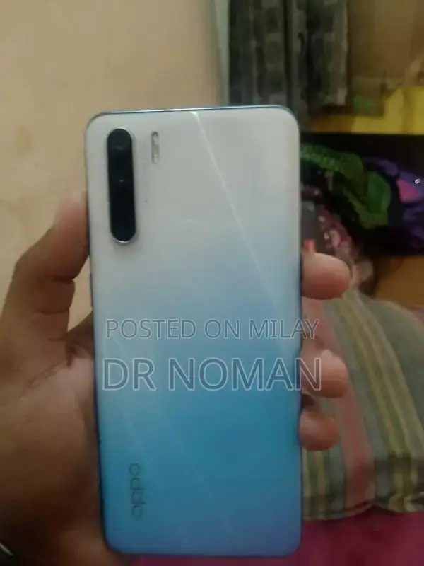 Compact Mobile Device with High Storage Capacity