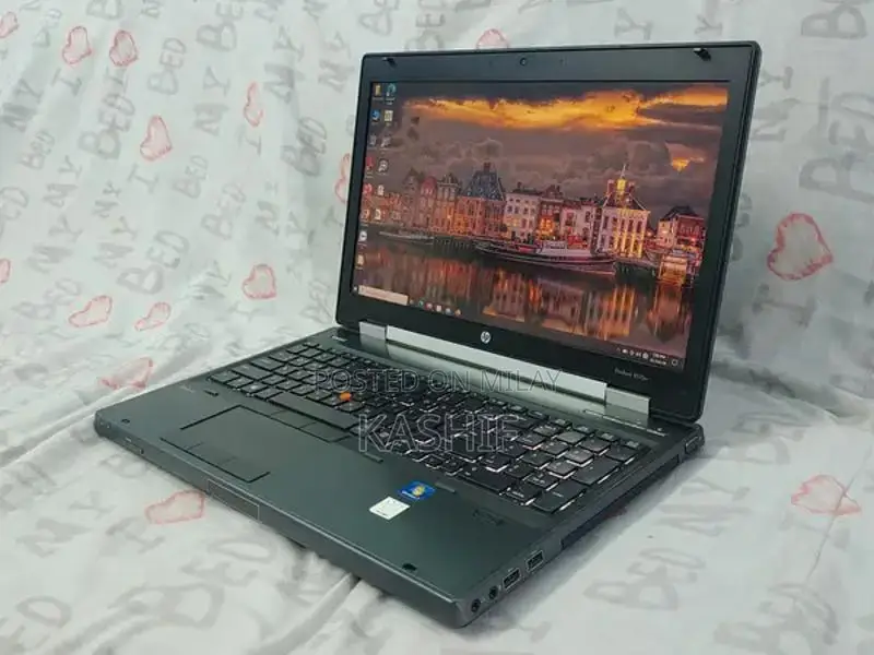 HP EliteBook 8570w Mobile Workstation Laptop