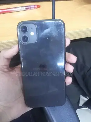 Apple Smartphone with Excellent Cosmetic Condition