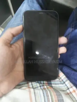 Apple Smartphone with Excellent Cosmetic Condition