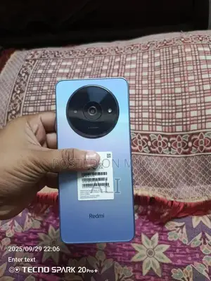 Compact Smartphone for Ladies and Family Use