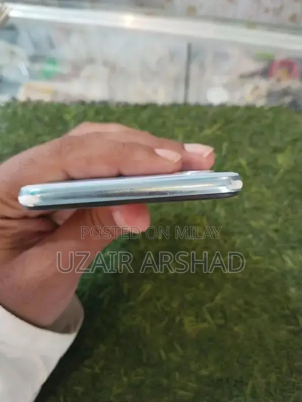 Smartphone Full Box Charger 4/128GB Mobile Device