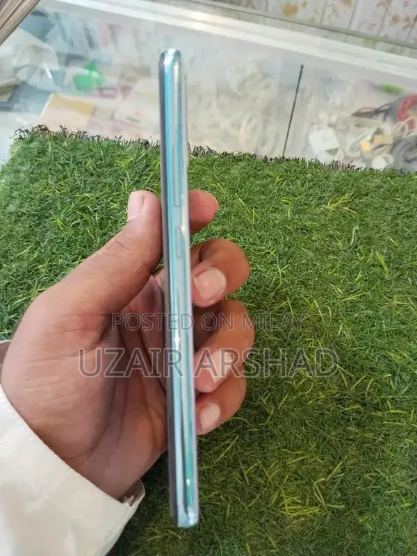 Smartphone Full Box Charger 4/128GB Mobile Device