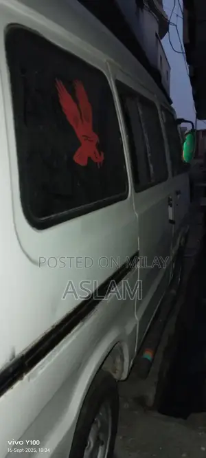 Suzuki Bolan Compact Car with New Tyres and Good Condition