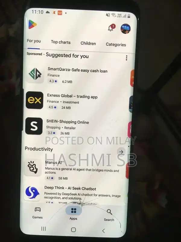 Galaxy Smartphone with Cracked Front Glass, Functional Touchscreen