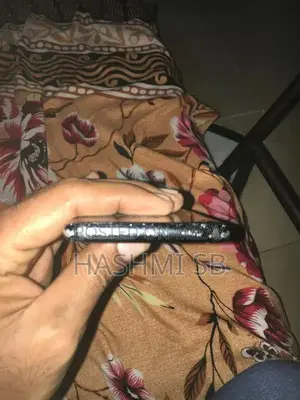 Galaxy Smartphone with Cracked Front Glass, Functional Touchscreen