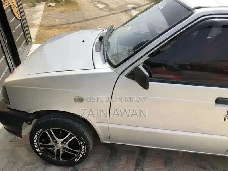 Suzuki Mehran VX Compact Sedan - Classic 2004 Model