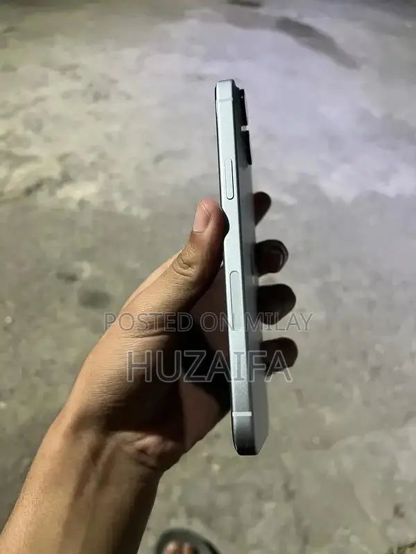 Ice Blue Smartphone 128GB High Health Full Kit