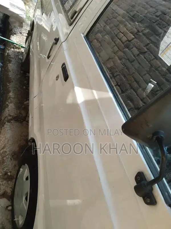 Used Tyer with New Battery in Good Condition