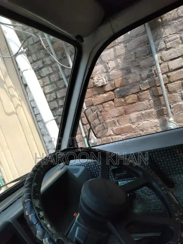 Used Tyer with New Battery in Good Condition