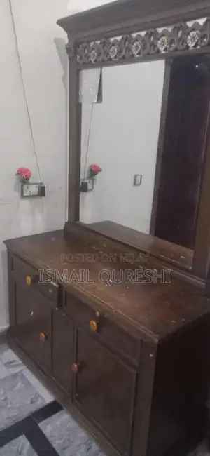 Photo - Wooden Dressing Table with Mirror - Minor Repairs Needed