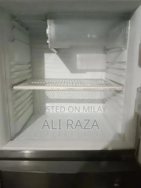 Full Size Refrigerator - Spacious Kitchen Cooling Solution