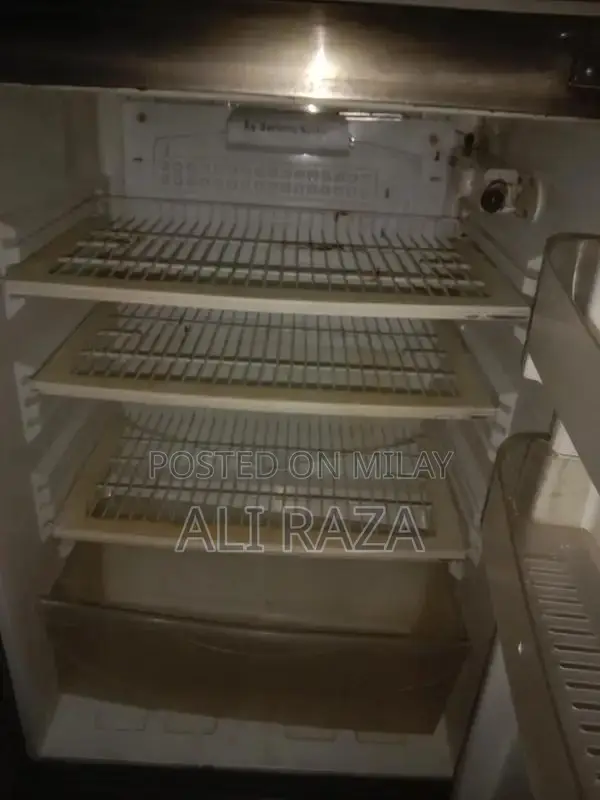 Full Size Refrigerator - Spacious Kitchen Cooling Solution