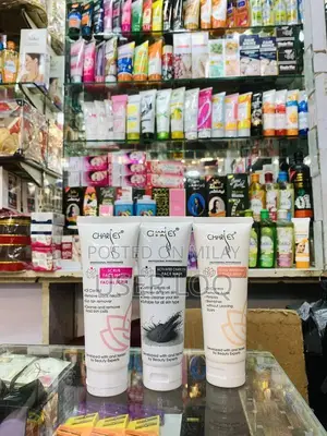 Charies Whitening Facial Cleanser for Skin Care