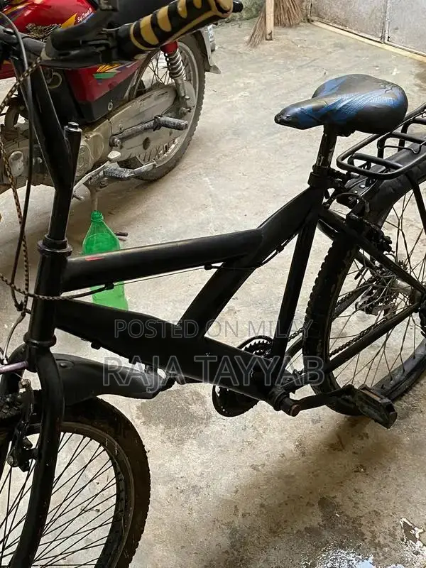 Gear Cycle - Multi-Speed Bicycle in Excellent Condition