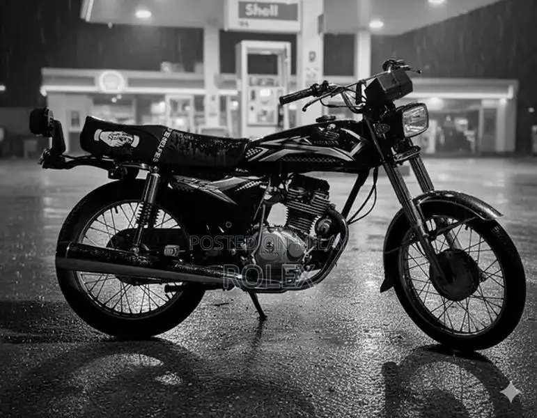 Honda Motorcycle in Excellent New Condition